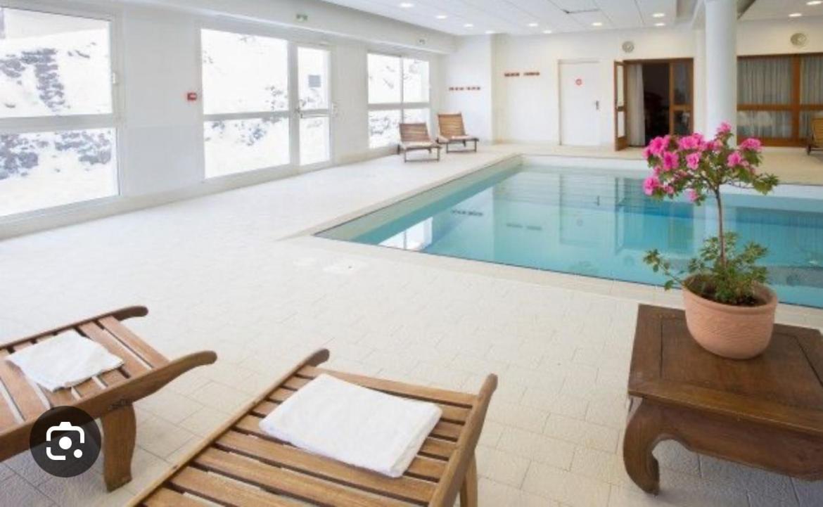 Appartement 4 Personnes Avec Piscine Interieure Puy-Saint-Vincent Exterior photo